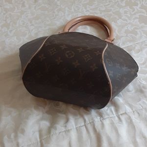 Not authentic hard leather